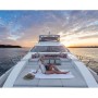 Azimut private boat hire in Miami