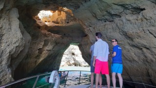 Viagem de barco de despedida de solteiro no Algarve