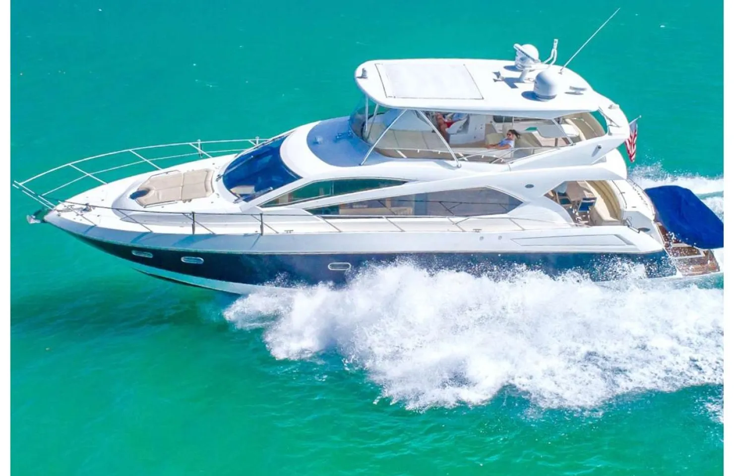 Sunseeker Manhattan Flybridge Spacious luxury yacht in Miami