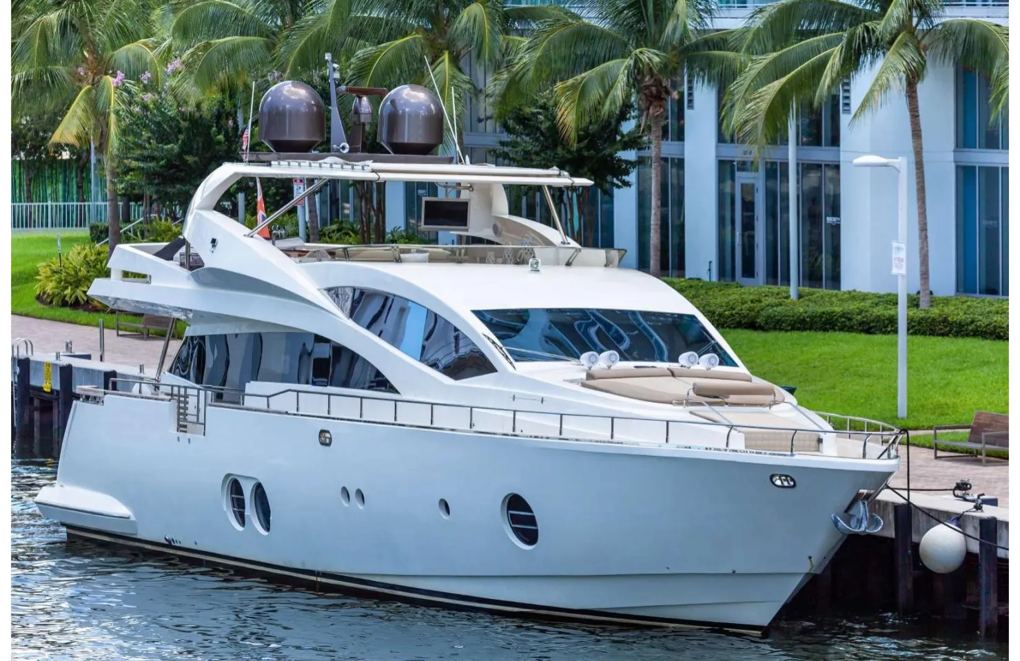 Aicon Luxury private yacht charter