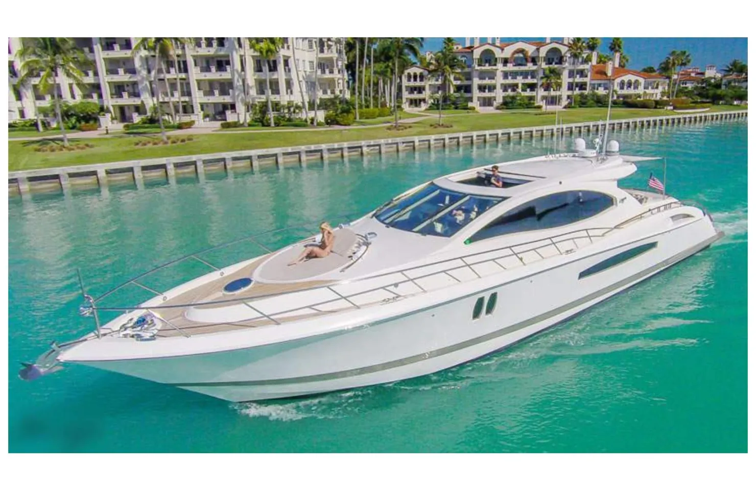 Lazzara the perfect yacht charter for Miami