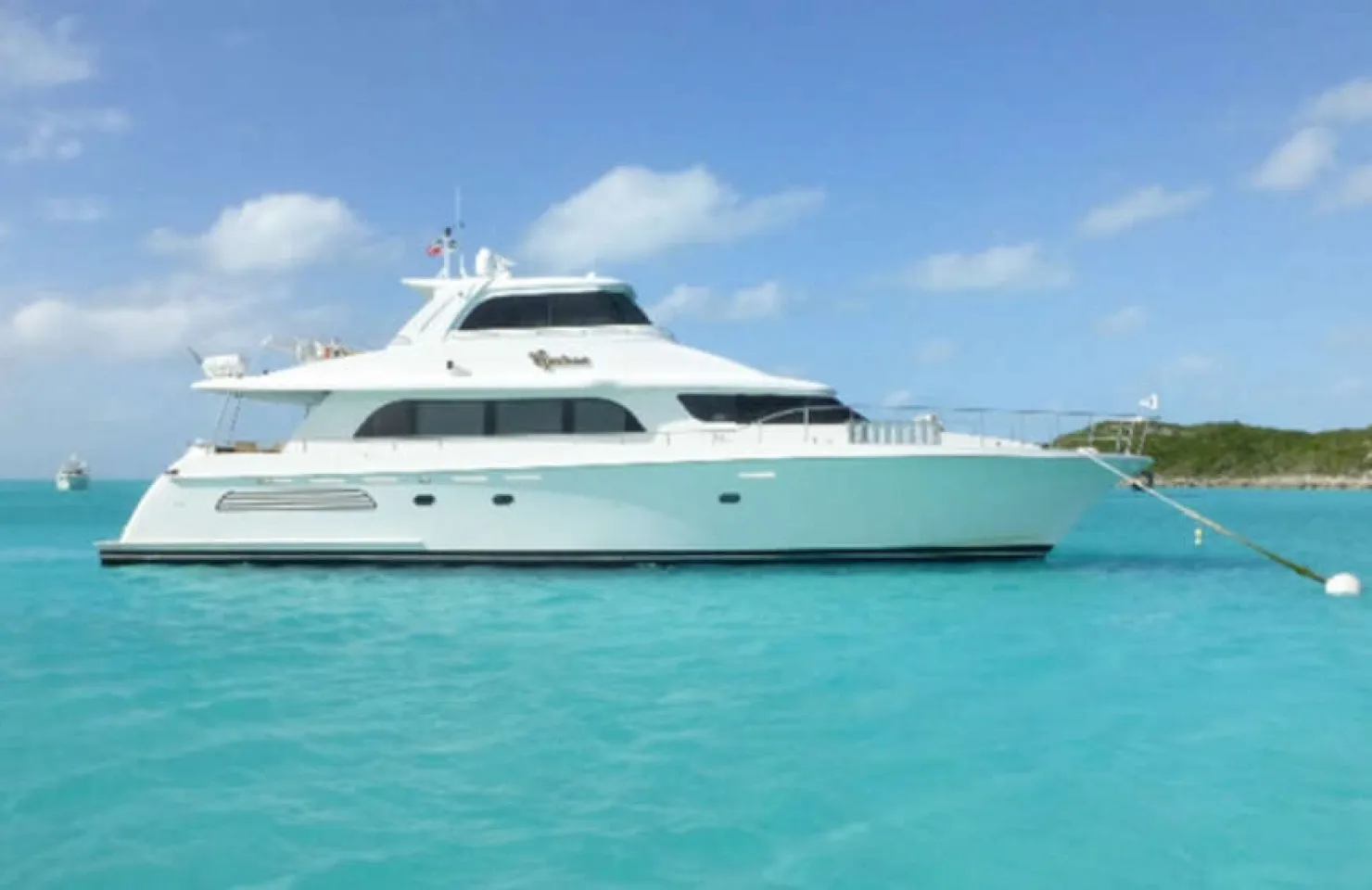 CHEOY LEE PRIVATE YACHT CHARTER FROM NASSAU