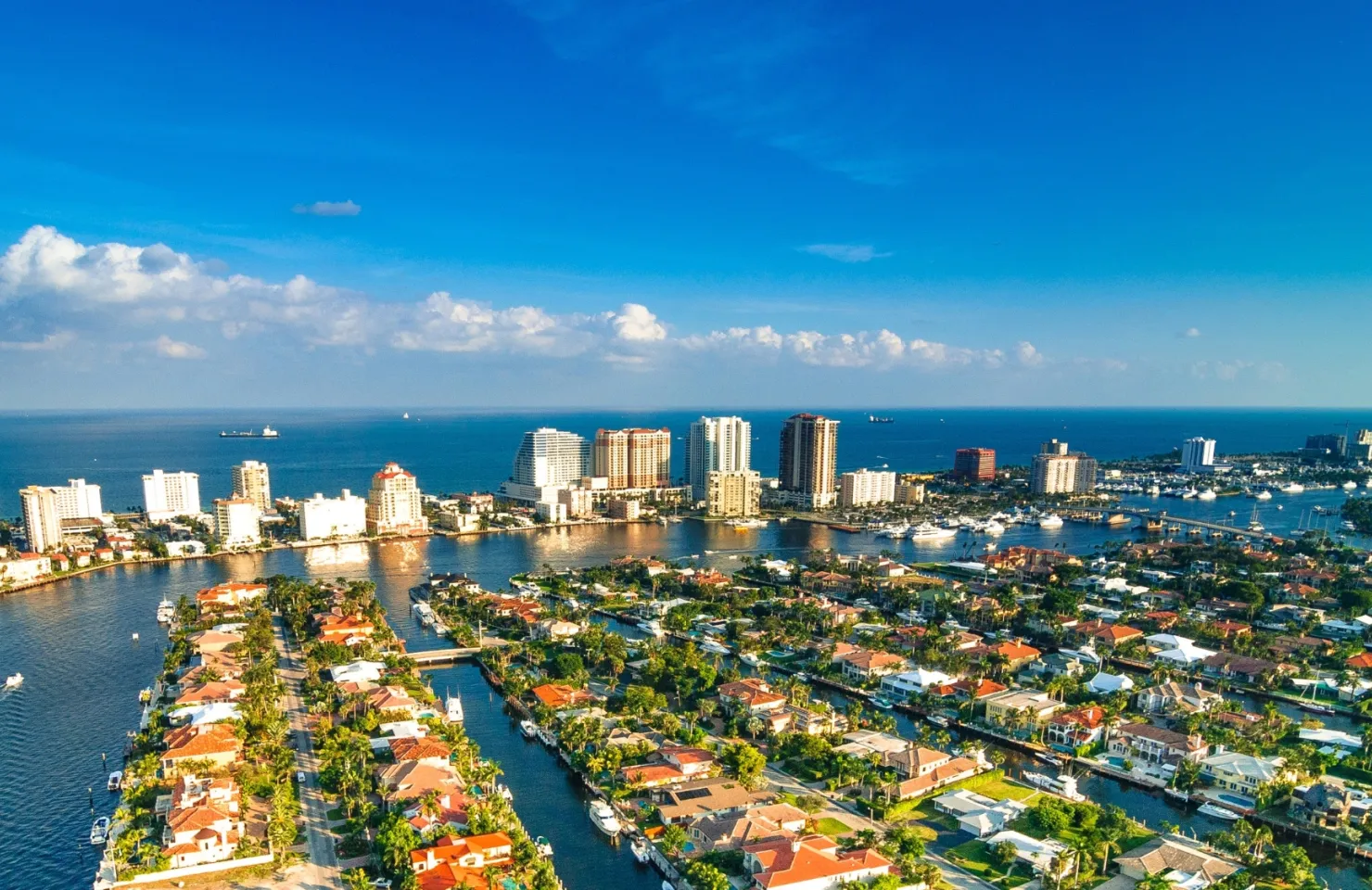 Aluguer de iates privados e fretamento de barcos em Fort Lauderedale