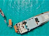 Medussa Azimut 100FT