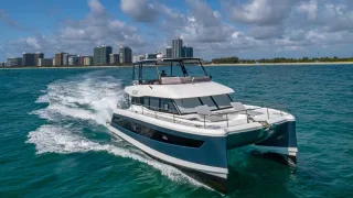 50´Fountain Catamaran 