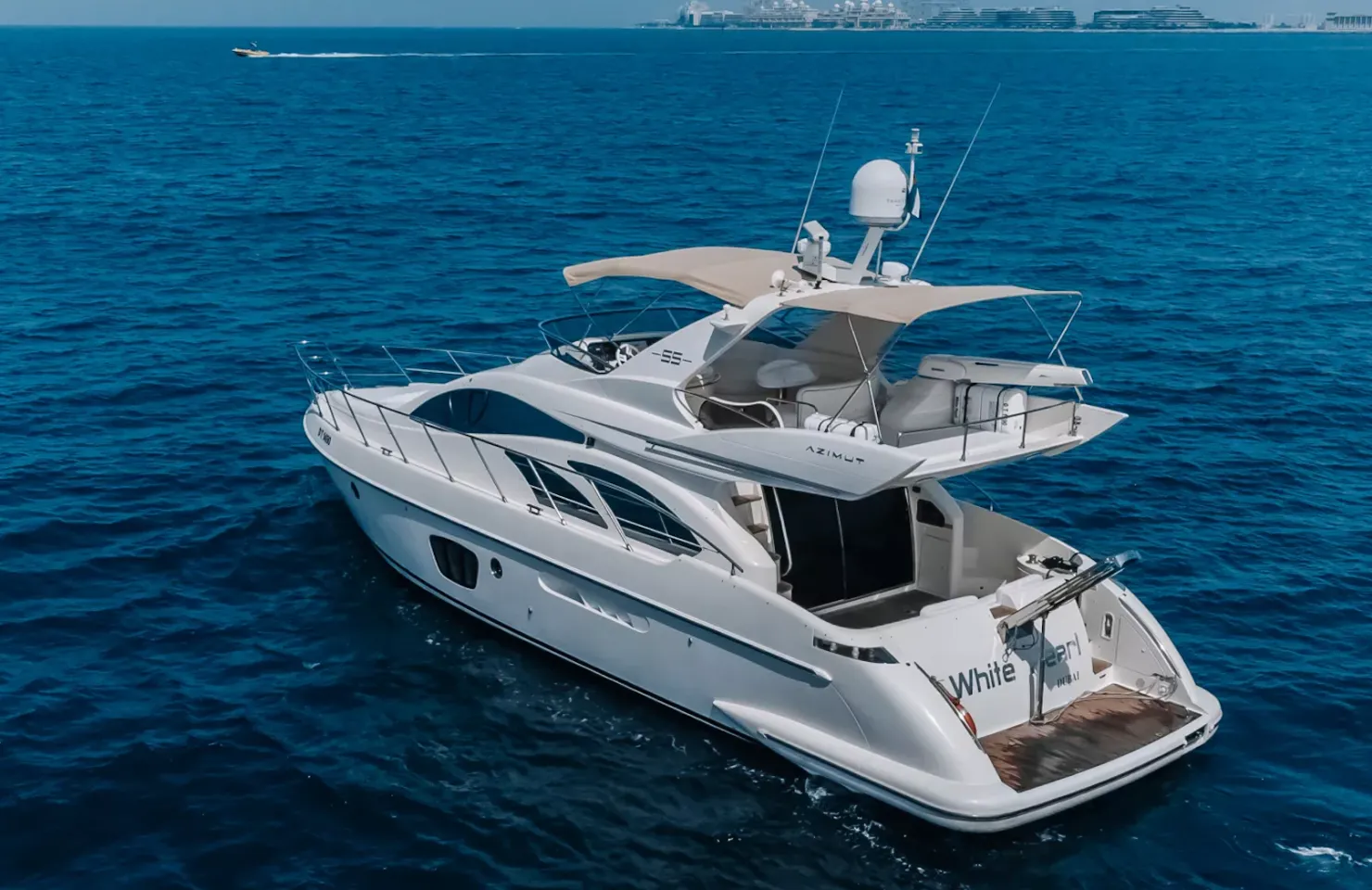 Dubai Private Azimut Yacht Rentals